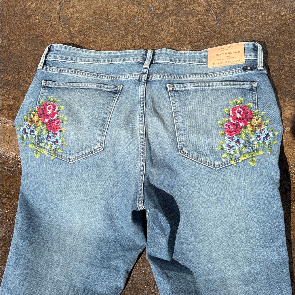 Lucky Brand Blue Denim Jeans With Stitched Floral Design